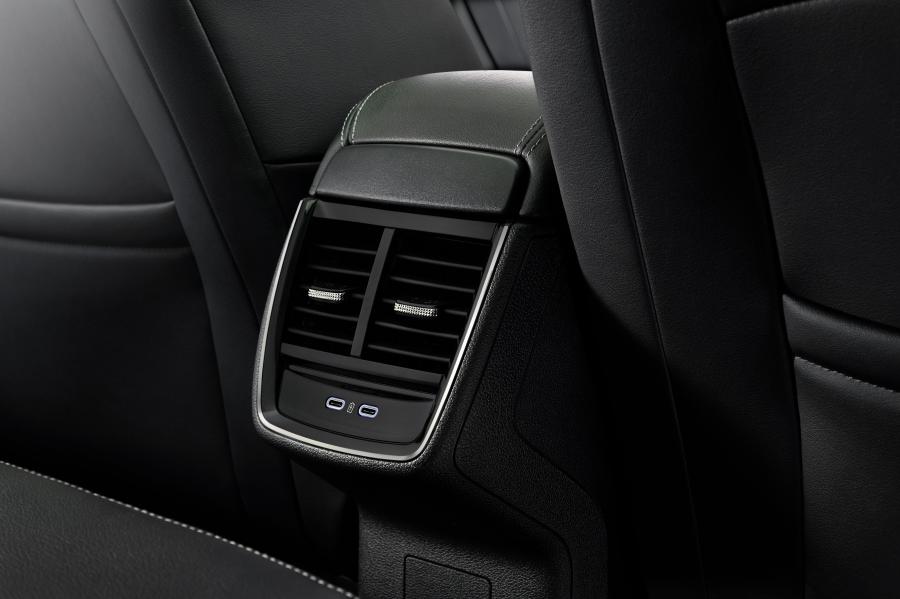 Детали интерьера Skoda Scala 2019 года  (WW) (фото 49 из 78)